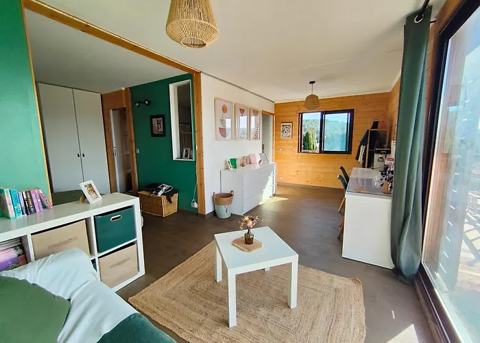 Maison Contemporaine En Bois Au Coeur Des Corbières *